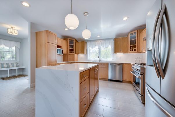 Interior, Kitchen, Pendant Lights, Recessed Lighting, Stainless Steel Appliances
