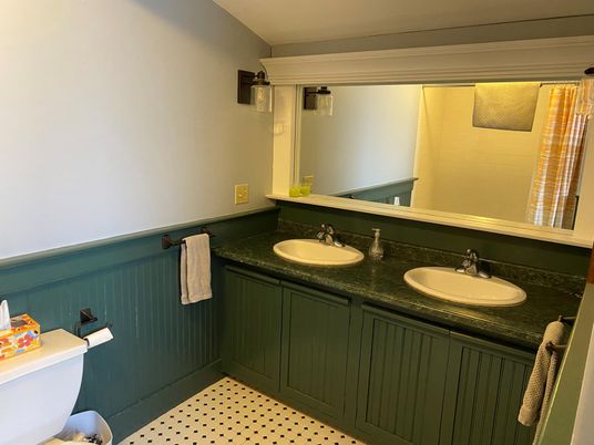 Bathroom, Dual Sink Vanities, Interior