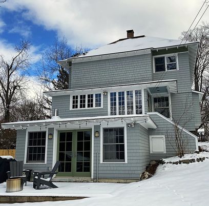 Exterior, Facade, American Foursquare
