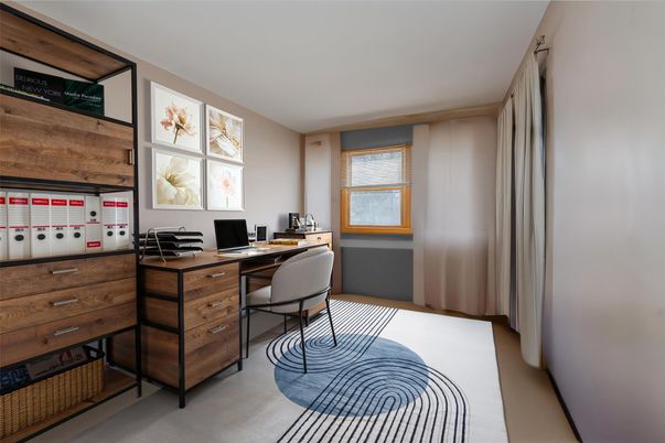 Home Office, Interior