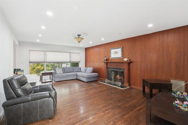 Fireplace, Interior, Living room, Recessed Lighting, Wood Texture Flooring, Wooden Walls