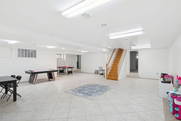 Billiard Table, Game Room, Interior, Recessed Lighting