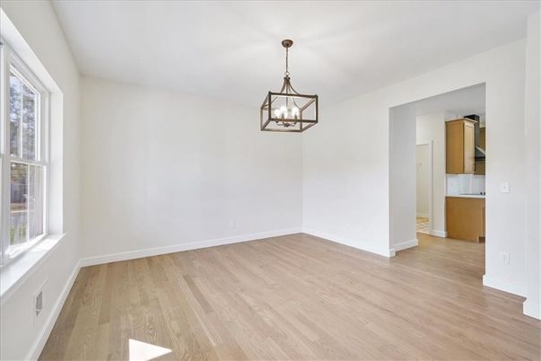 Empty room, Interior, Pendant Lights, Wood Texture Flooring
