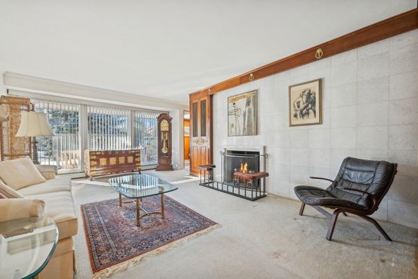 Fireplace, Interior, Living room