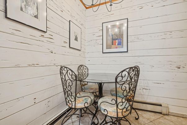 Dining room, Interior