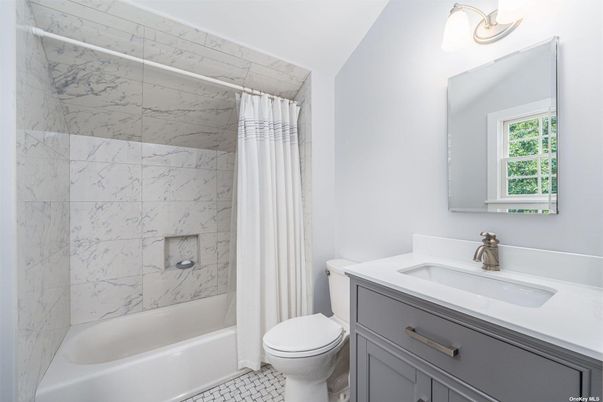 Bathroom, Interior, Marble Walls