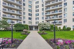 Exterior, Facade, Condo Building