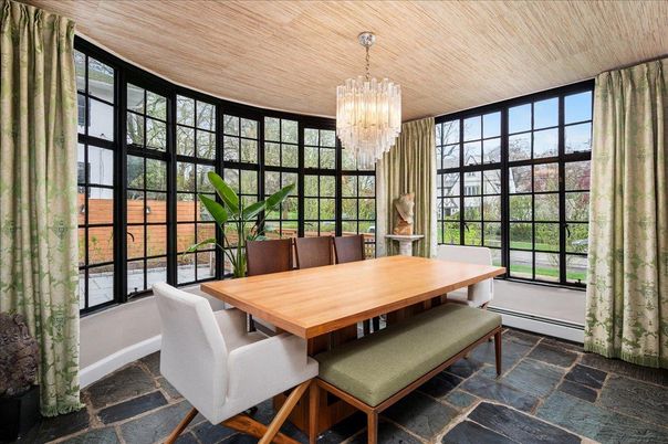 Chandelier, Dining room, Interior