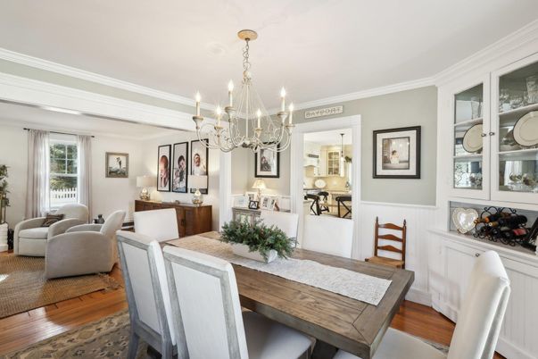 Chandelier, Dining room, Interior, Living room, Wood Texture Flooring
