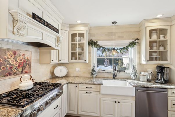 Interior, Kitchen, Pendant Lights, Recessed Lighting
