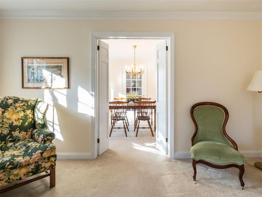Chandelier, Dining room, Interior