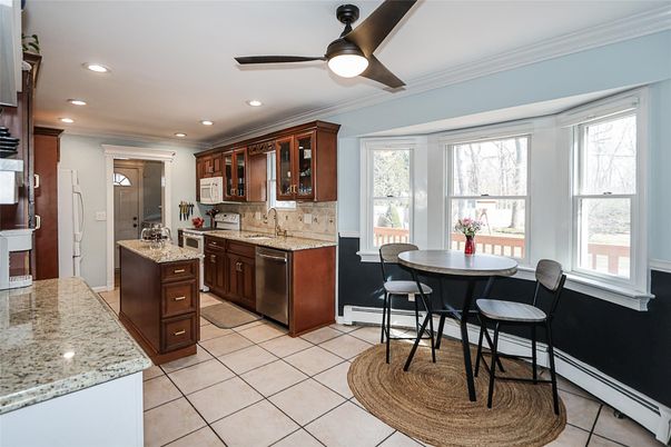 Dining room, Interior, Kitchen, Recessed Lighting