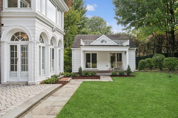 Backyard, Exterior, Facade, French Provincial