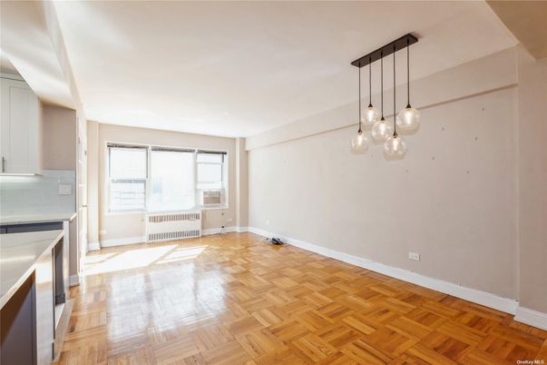 Empty room, Interior, Pendant Lights, Wood Texture Flooring