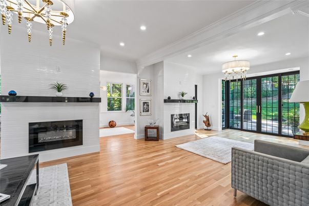 Chandelier, Fireplace, Interior, Recessed Lighting, Wood Texture Flooring