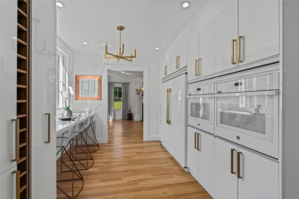Interior, Kitchen, Pendant Lights, Recessed Lighting, Wood Texture Flooring