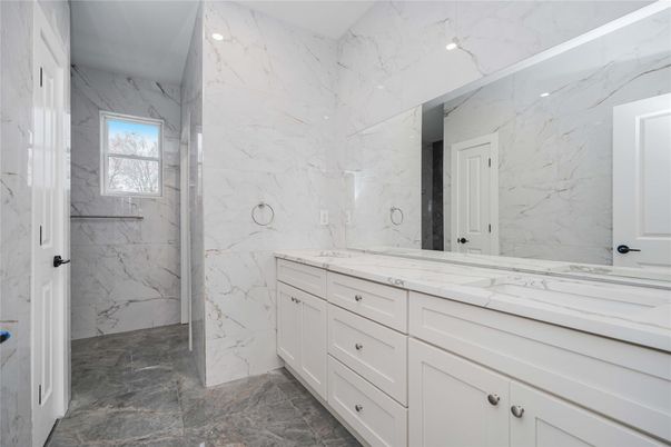 Bathroom, Interior, Marble Walls, Recessed Lighting