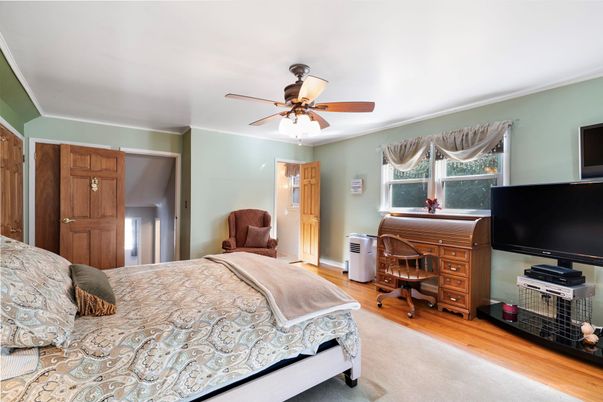 Bedroom, Home Office, Interior, Wood Texture Flooring