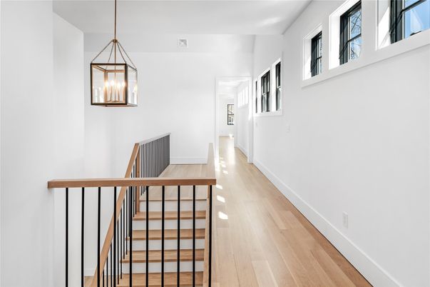 Interior, Pendant Lights, Wood Texture Flooring
