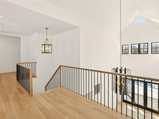 Interior, Pendant Lights, Recessed Lighting, Wood Texture Flooring