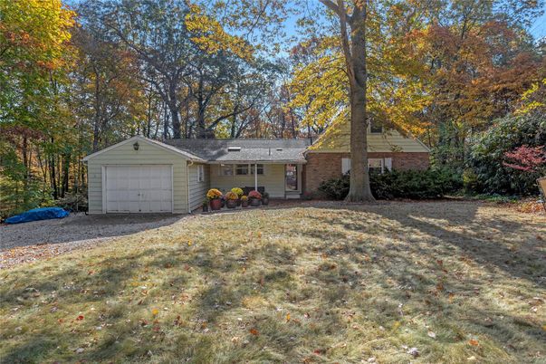 Backyard, Detached Garage, Exterior