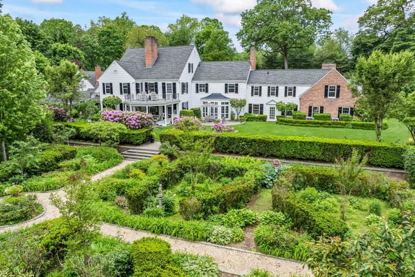 Backyard, Exterior, Facade, Brick Facade, French Provincial
