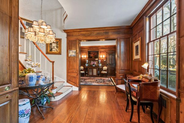 Chandelier, Dining room, Interior, Wood Texture Flooring, Wooden Walls