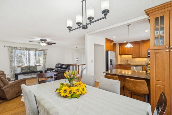 Dining room, Interior, Kitchen, Living room, Pendant Lights, Recessed Lighting, Stainless Steel Appliances, Wood Texture Flooring