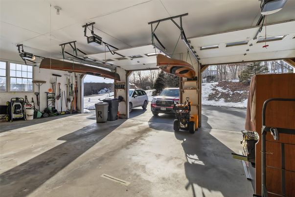 Garage, Interior