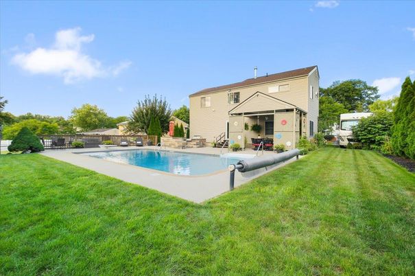Backyard, Exterior, Pool