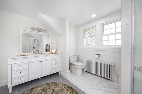 Bathroom, Interior, Recessed Lighting