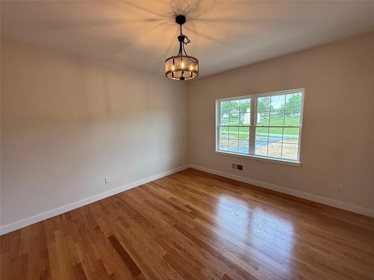 Empty room, Interior, Pendant Lights, Wood Texture Flooring