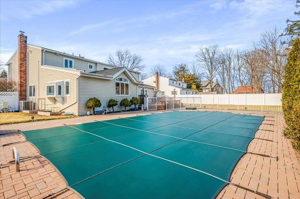 Exterior, Tennis Courts