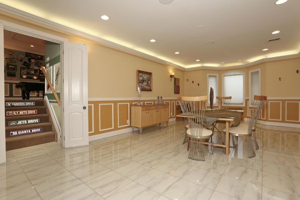 Dining room, Interior, Marble, Recessed Lighting