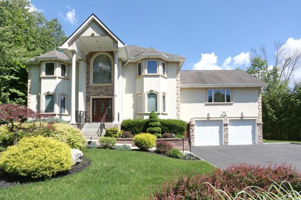 Attached, Exterior, Facade, French Provincial
