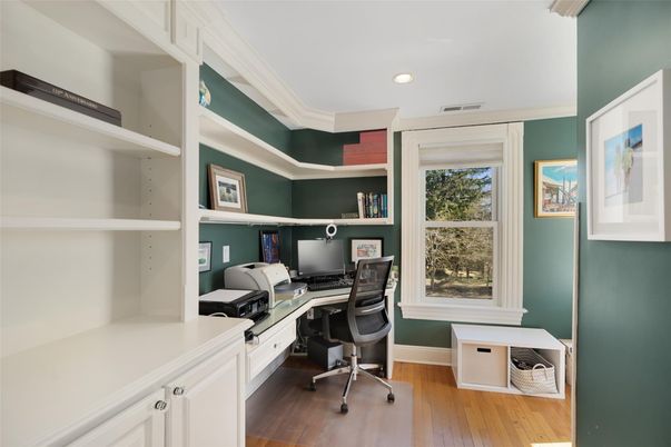 Home Office, Interior, Recessed Lighting, Wood Texture Flooring