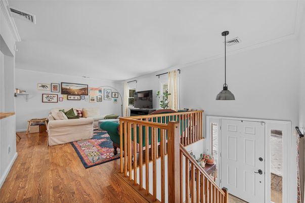 Interior, Living room, Pendant Lights, Wood Texture Flooring