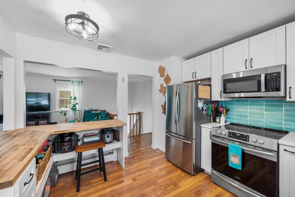 Interior, Kitchen, Stainless Steel Appliances, Wood Texture Flooring
