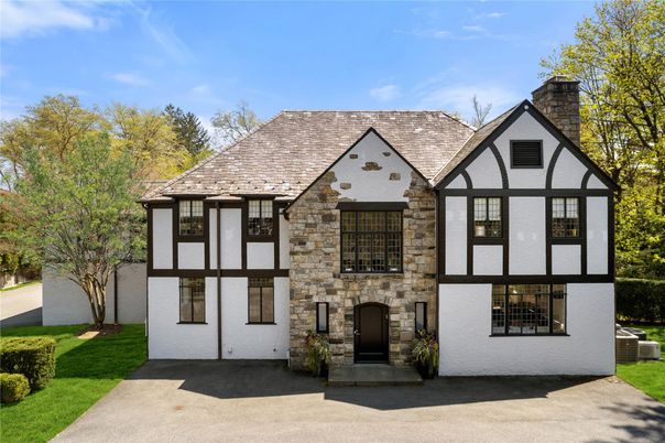 Exterior, Facade, Tudor Revival