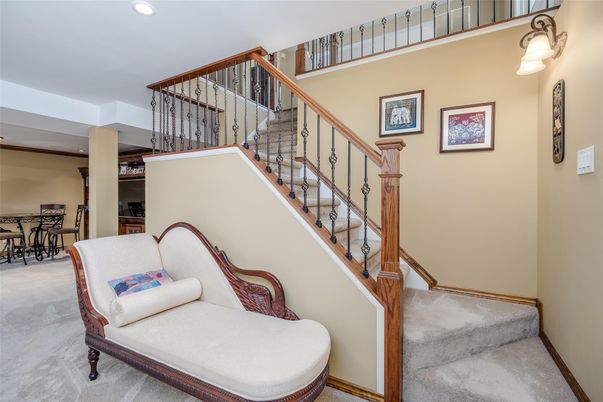 Dining room, Interior, Recessed Lighting