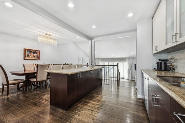 Chandelier, Dining room, Interior, Kitchen, Recessed Lighting, Wood Texture Flooring