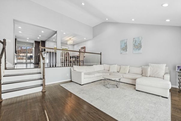 Chandelier, Interior, Living room, Recessed Lighting, Wood Texture Flooring