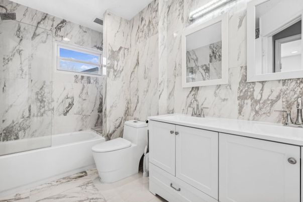 Bathroom, Interior, Marble, Marble Walls