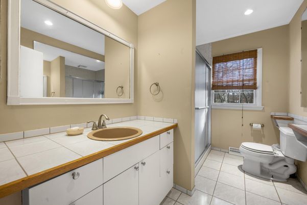 Bathroom, Interior, Recessed Lighting, Tile Countertops