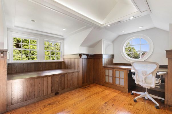 Home Office, Interior, Recessed Lighting, Wood Texture Flooring