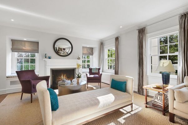 Fireplace, Interior, Living room, Recessed Lighting
