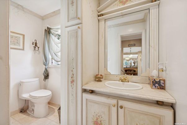 Bathroom, Interior