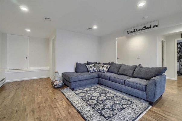 Interior, Living room, Recessed Lighting, Wood Texture Flooring