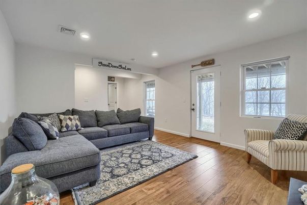 Interior, Living room, Recessed Lighting, Wood Texture Flooring