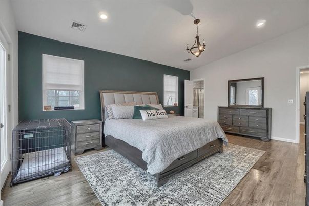Bedroom, Interior, Pendant Lights, Recessed Lighting, Wood Texture Flooring